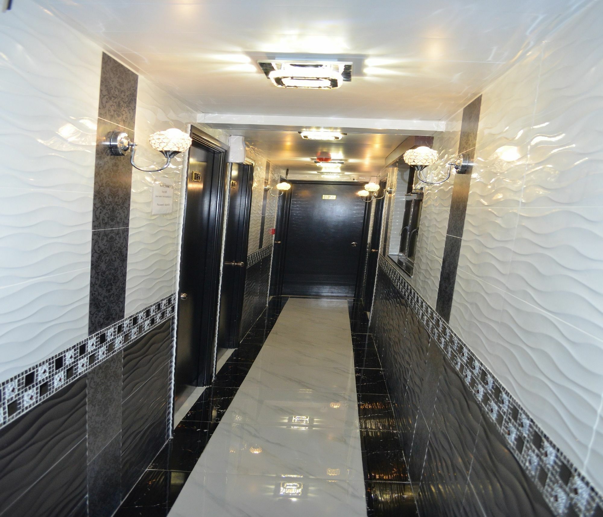 Skystar Hostel Hong Kong Exterior photo